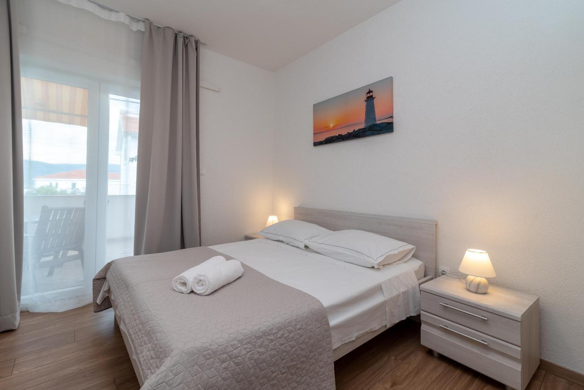 Apartments Brico - Heated Pool Trogir Eksteriør billede