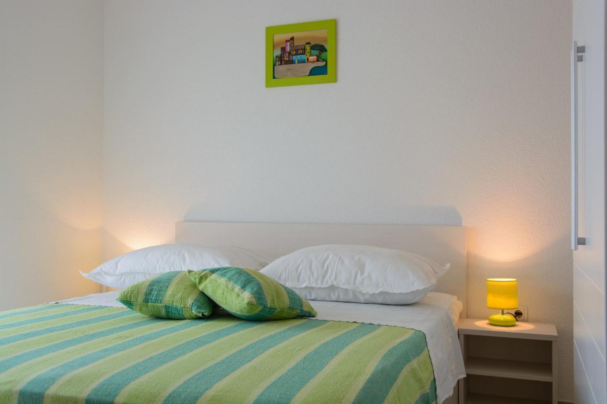 Apartments Brico - Heated Pool Trogir Eksteriør billede