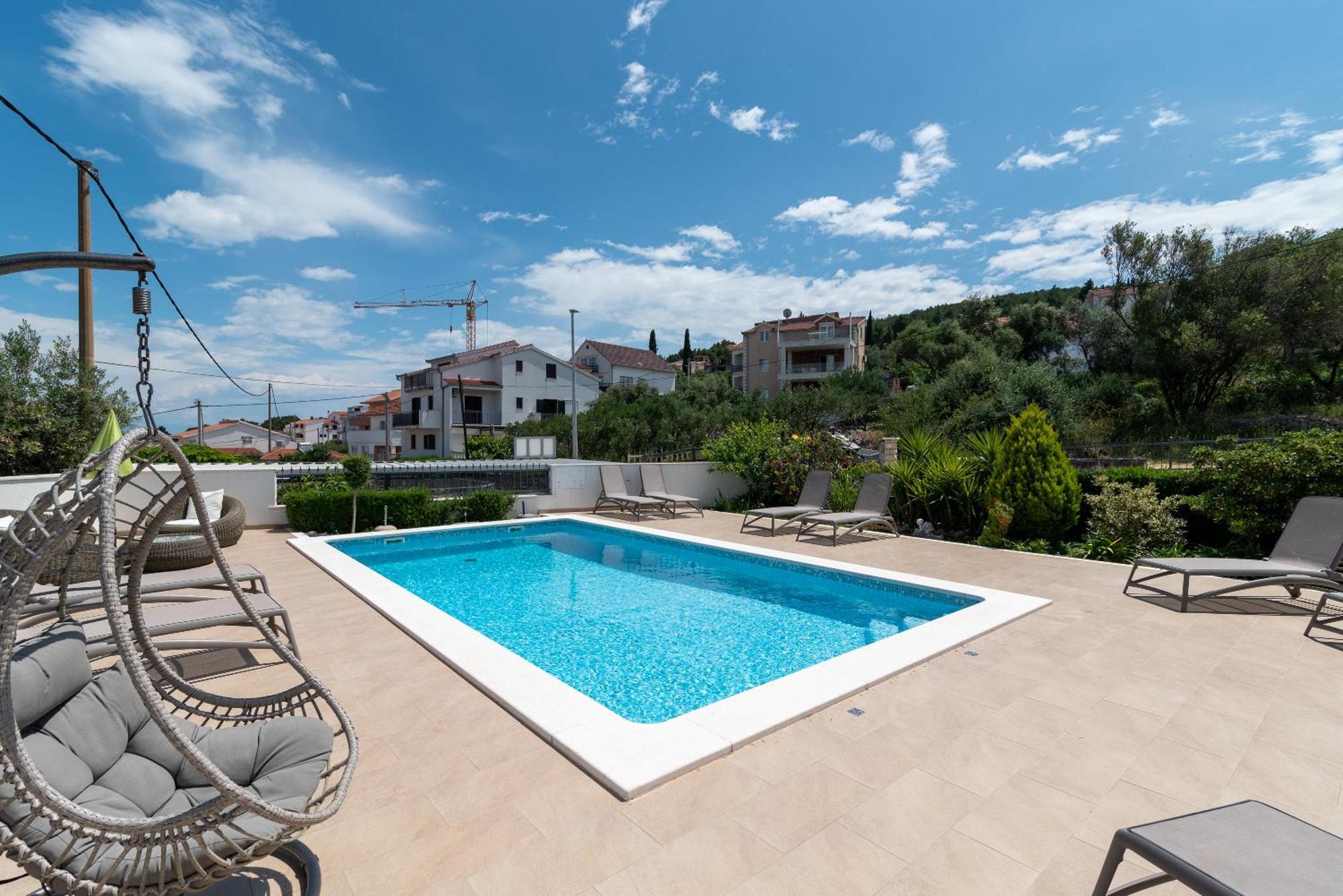 Apartments Brico - Heated Pool Trogir Eksteriør billede