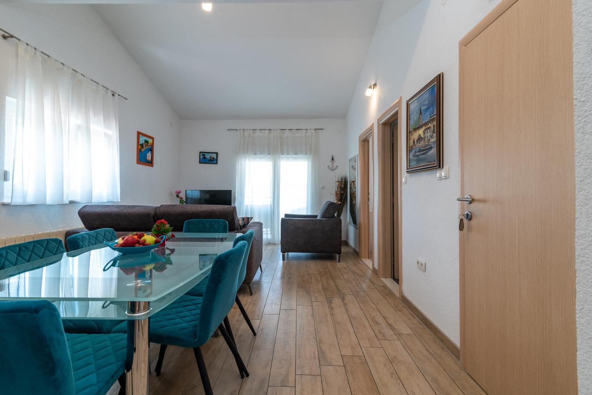 Apartments Brico - Heated Pool Trogir Eksteriør billede