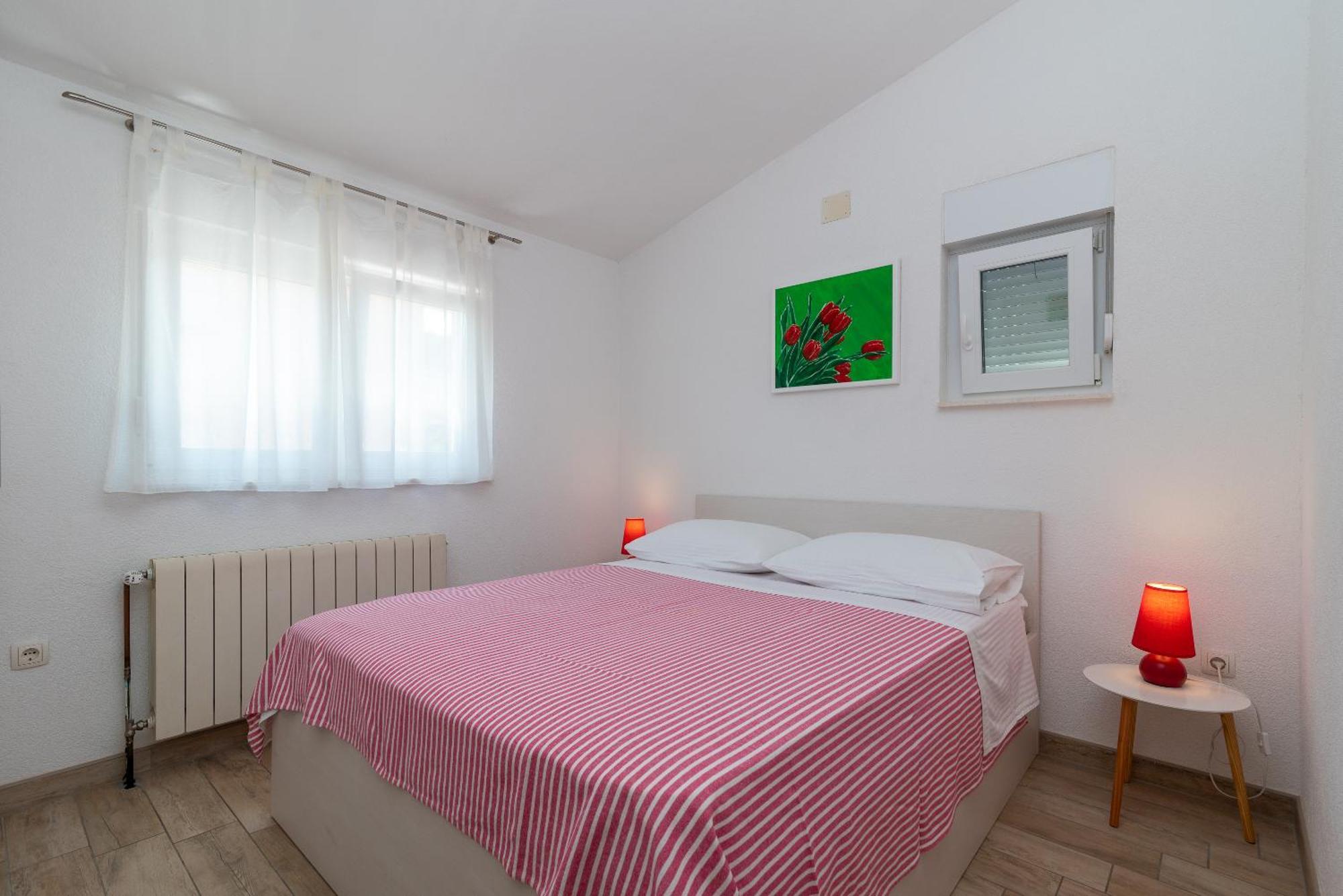Apartments Brico - Heated Pool Trogir Eksteriør billede